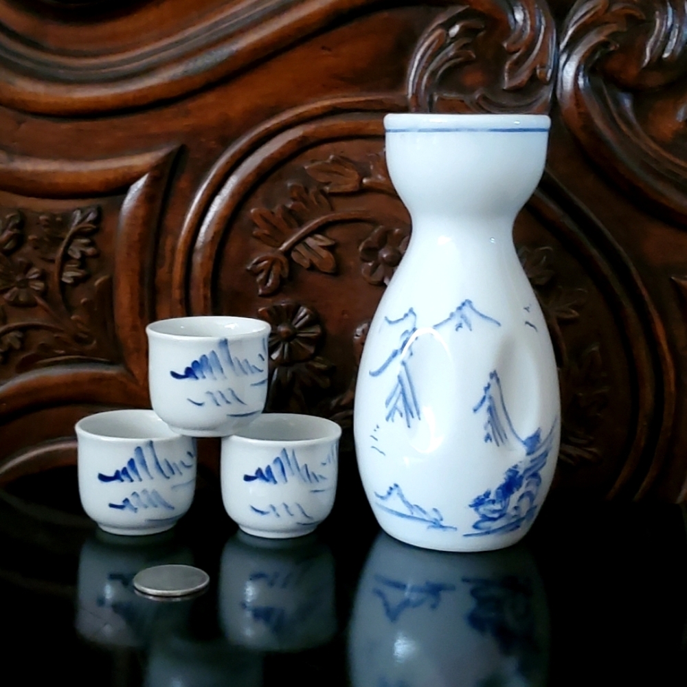 ONLY SOLD IN BUNDLE Pier 1 Blue & White Ceramic 4pc Sake Set